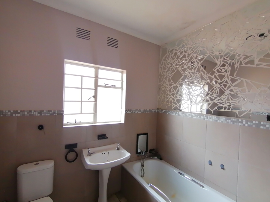 3 Bedroom Property for Sale in Randlespark North West